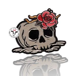 Traditional Rose Tattoo Classic Skeleton Skull Embroidered Iron On Patch Sew-On